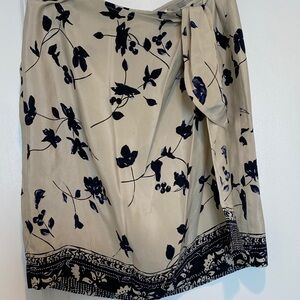 Beige Floral Tie-Detail Skirt